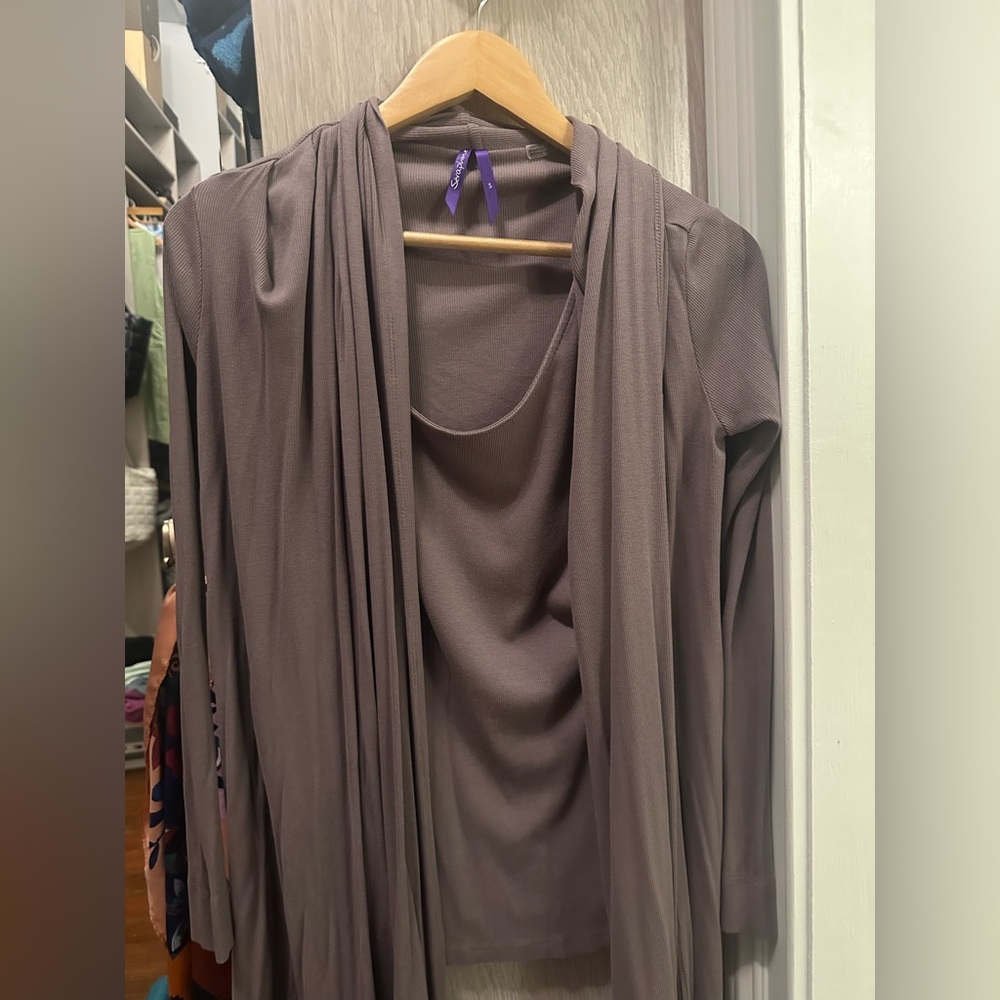 Maternity and breastfeeding sweater.